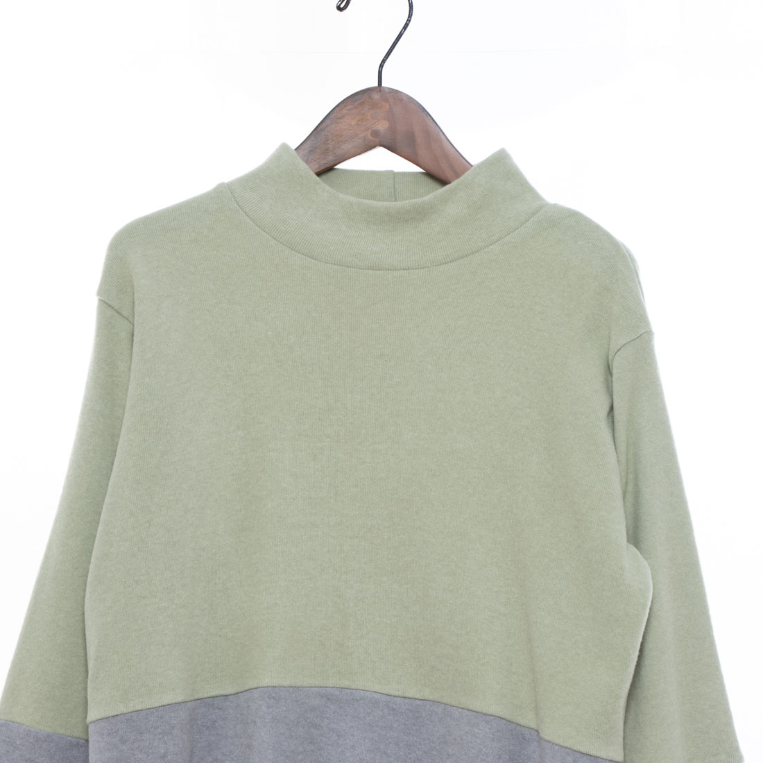 tシャツ BRODIAEA バイカラー起毛ハイネックプルオーバー レディース tシャツ BRODIAEA バイカラー起毛ハイネックプルオーバー