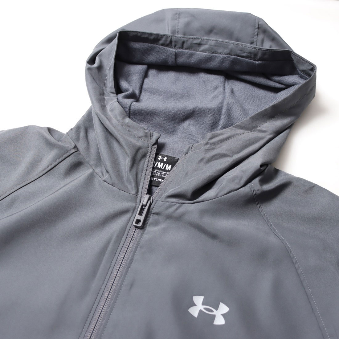 セール】アンダーアーマー UNDER ARMOUR レディース ウインド