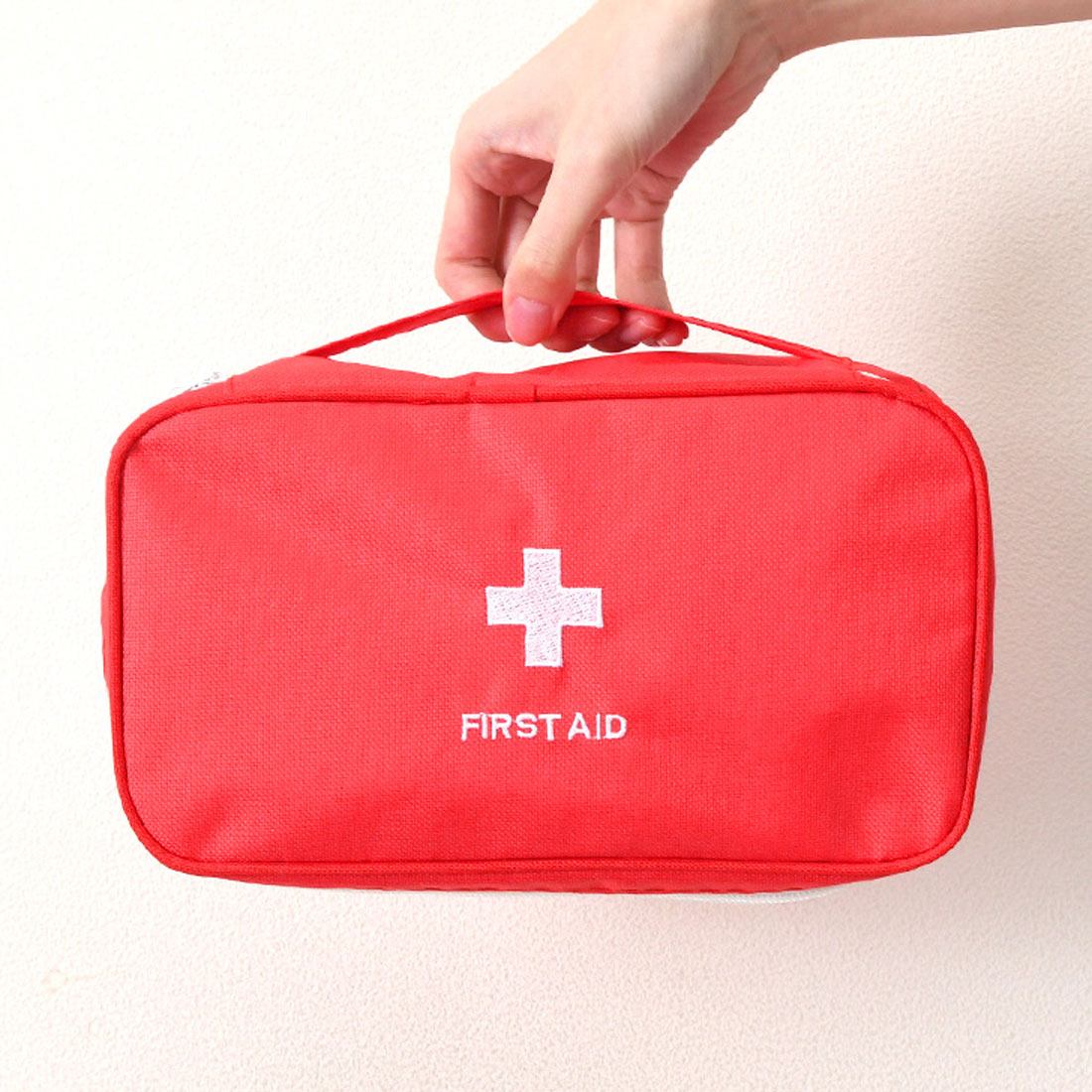 ファーストエイド キット 災害 登山 アウトドア 緊急応急 救急箱 救急セット Amazon | hosum 救急セット ファーストエイド キット 災害 登山