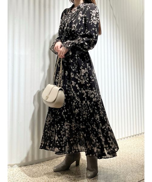 セール 50%OFF】【WEB限定サイズあり】Sustainableプリーツ