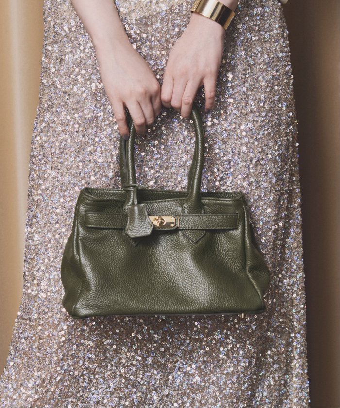追加》AULENTTI/オウレンティ ベルト付きレザー MIDI BAG バッグ 追加》AULENTTI/オウレンティ ベルト付きレザー MIDI BAG バッグ