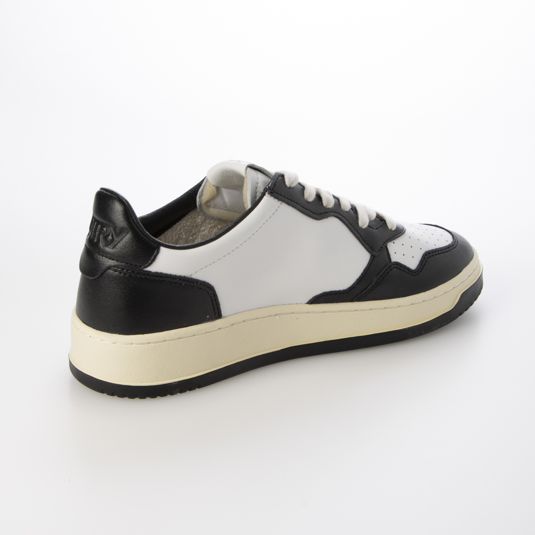 ☆韓国の人気☆【Autry】☆スニーカー☆AULM-WB01☆ オートリー AUTRY スニーカー MEDALIST LOW SNEAKERS 大きい