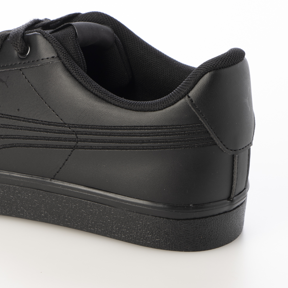 セール10%OFF】Vコートバルクスニーカー PUMA 389908.02M