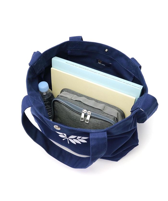 フレッドペリー　2way A4収納　ショルダーバッグ　キャンバストート フレッドペリー 2way A4収納 ショルダーバッグ キャンバストート