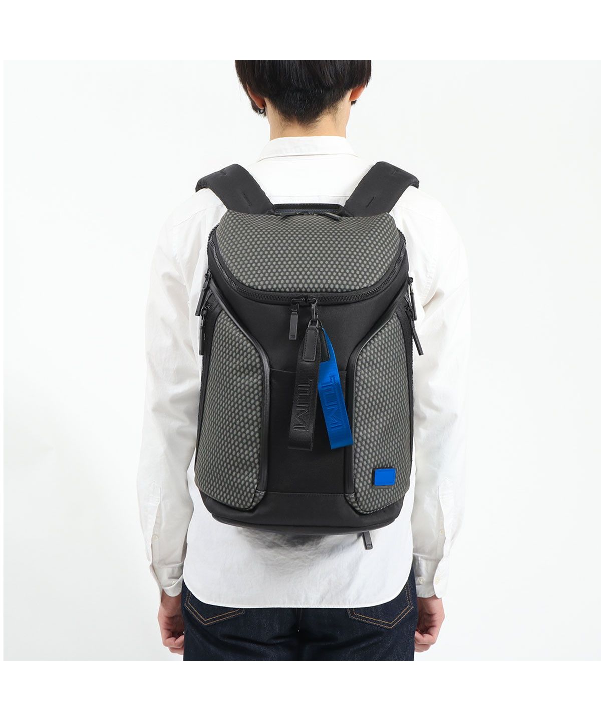 た*い様 極美品 TUMI トゥミ TAHOE タホ バックパック グレー PC た*い様 極美品 TUMI トゥミ TAHOE タホ バックパック グレー PC