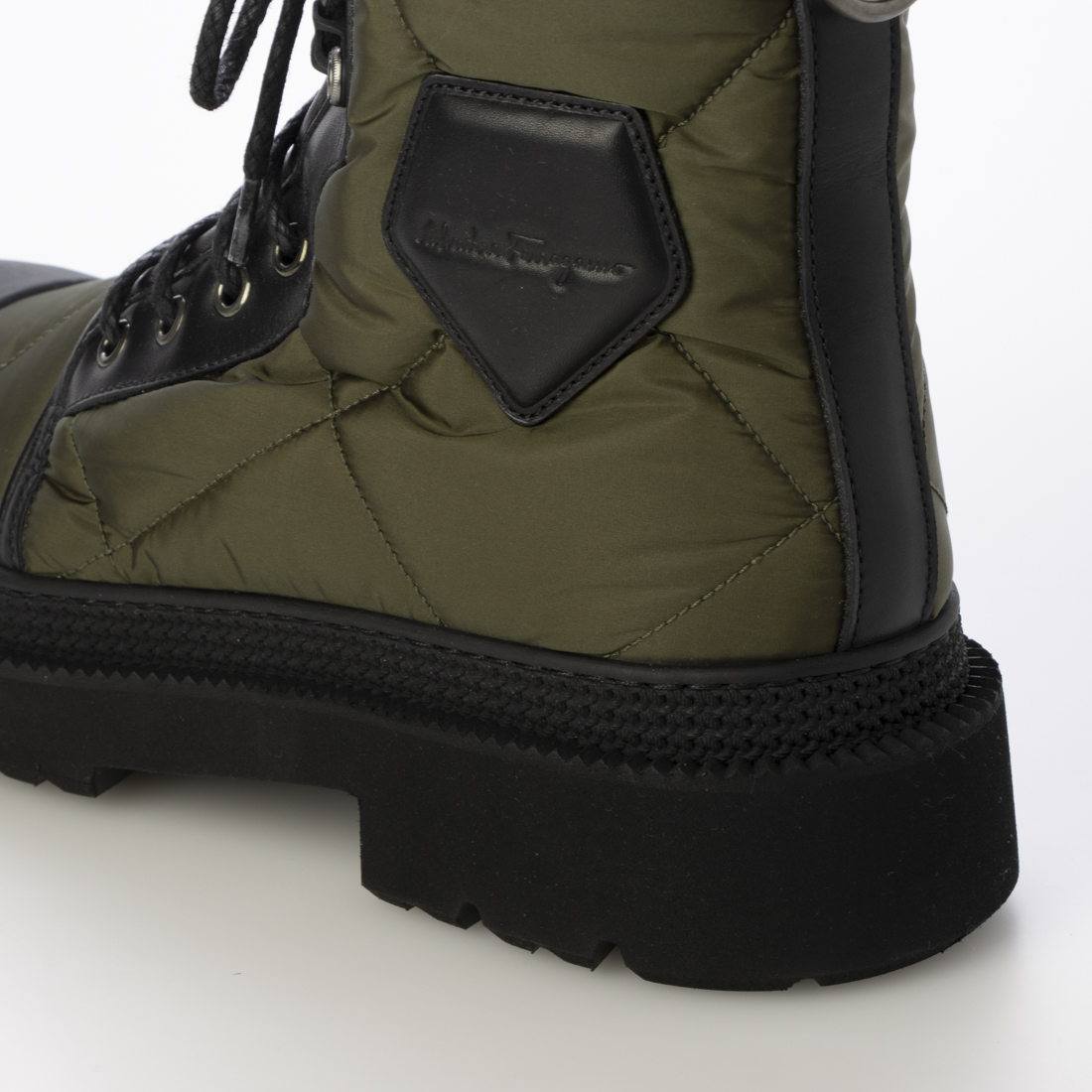 セール】サルバトーレフェラガモ Salvatore Ferragamo 02C662