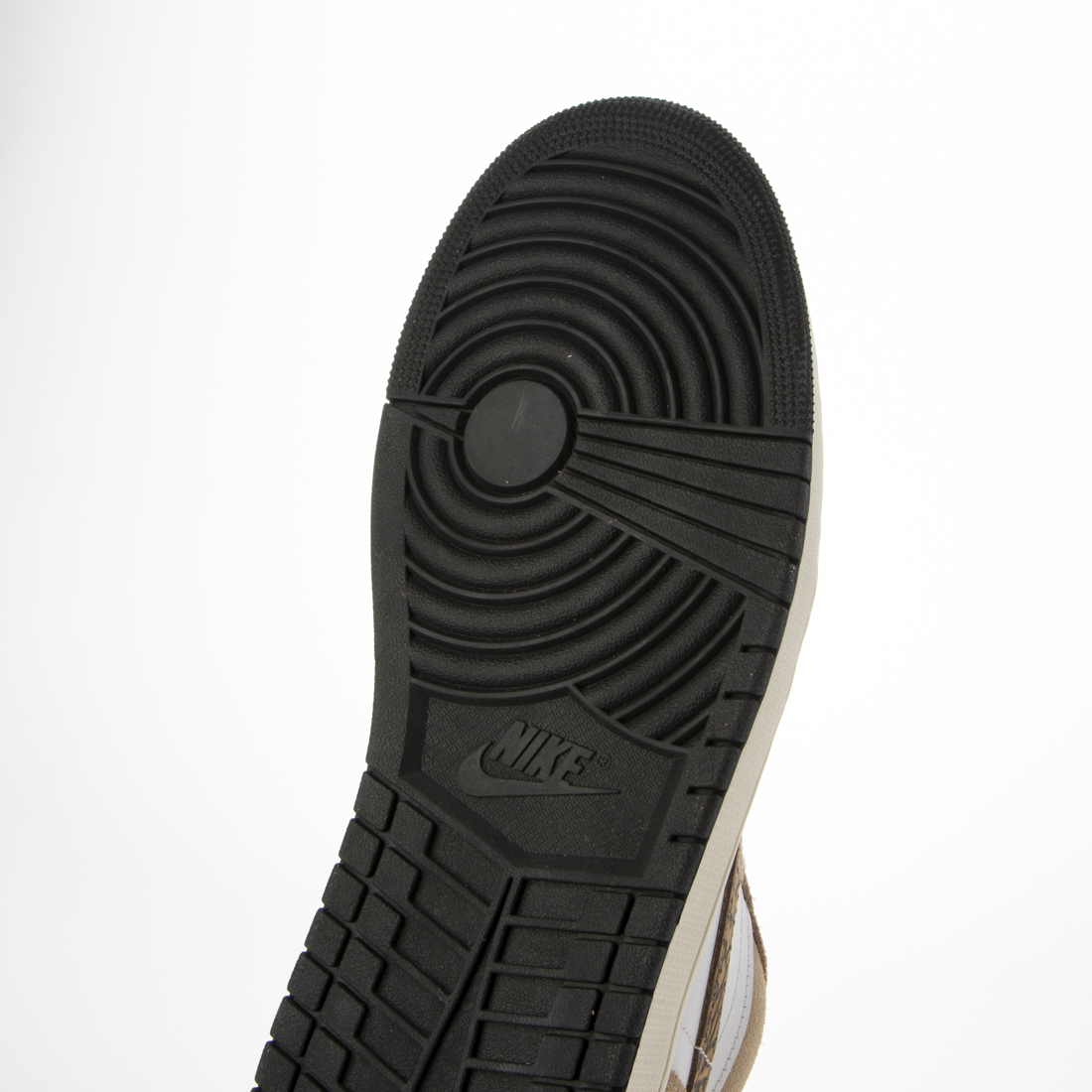 ナイキ NIKE エア ジョーダン 1 ロー SE AIR JORDAN 1 LOW SE