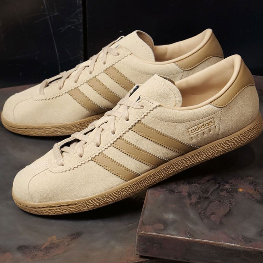 兼用★アディレット【ADIDAS】Adilet RS Slide ゴールドベージュ 兼用☆アディレット【ADIDAS】Adilet RS Slide ゴールドベージュ