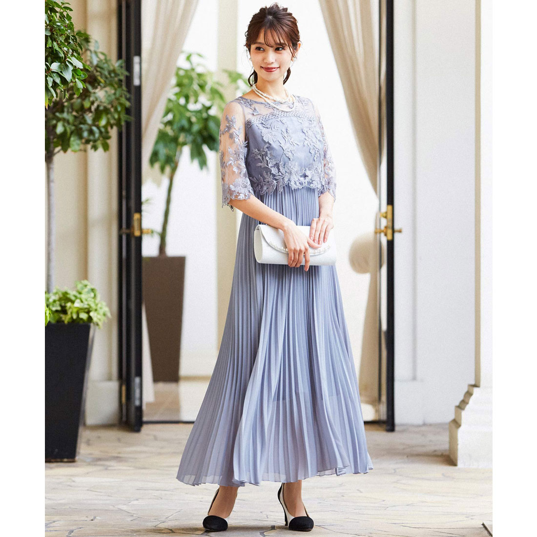 クーポン】ニアナ niana 刺繍レース切り替えプリーツロング 結婚 クーポン】ニアナ niana 刺繍レース切り替えプリーツロング 結婚