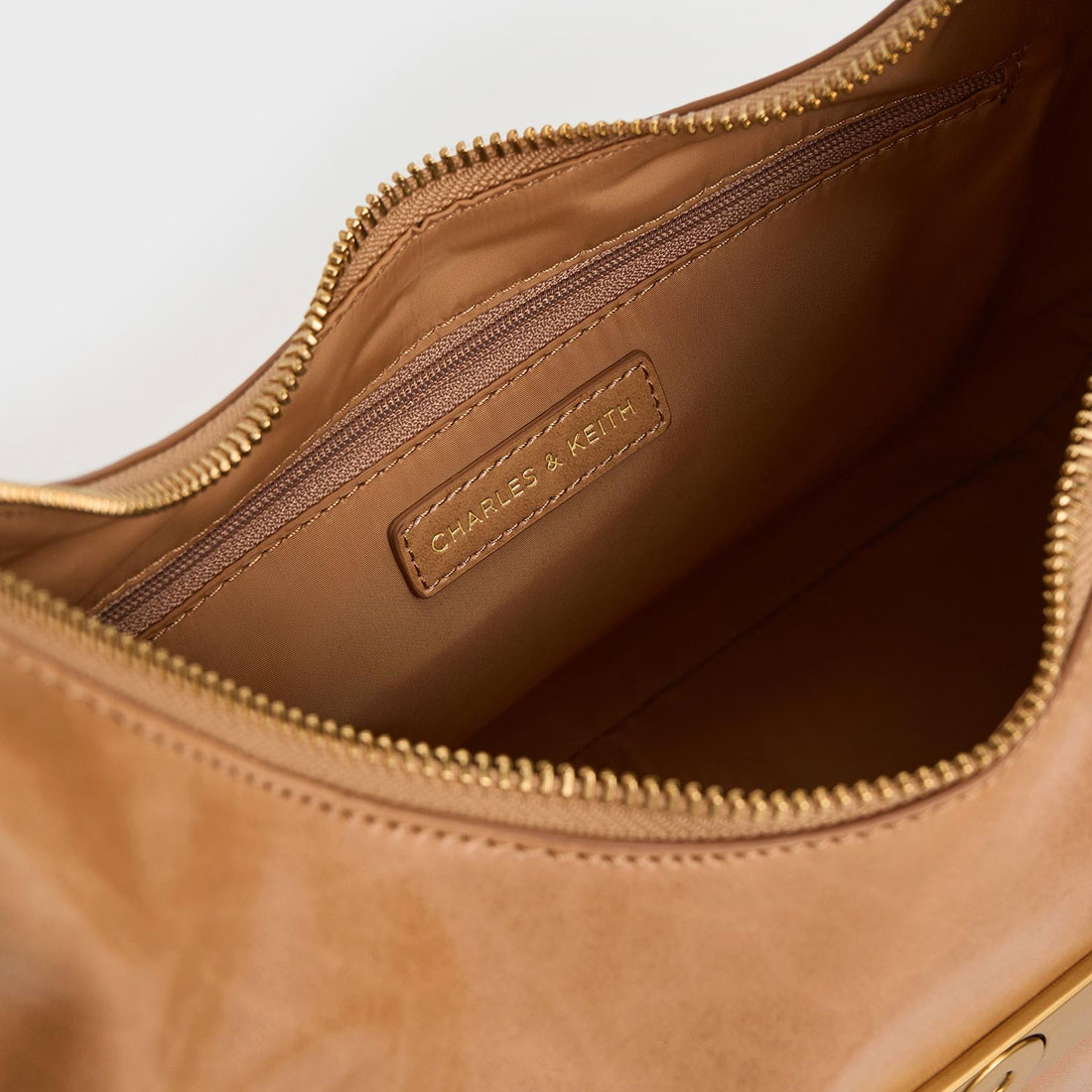 CHARLES & KEITH シャーロット ホーボーバッグ - ブラック Charlot シャーロット ホーボーバッグ - ブラック | CHARLES