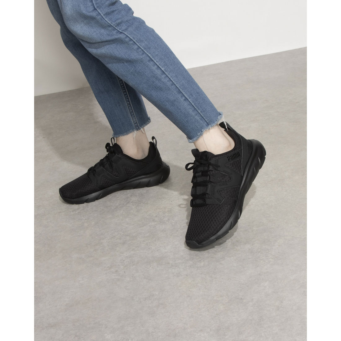 セール20%OFF】プーマ PUMA レディース スニーカー ソフトライド