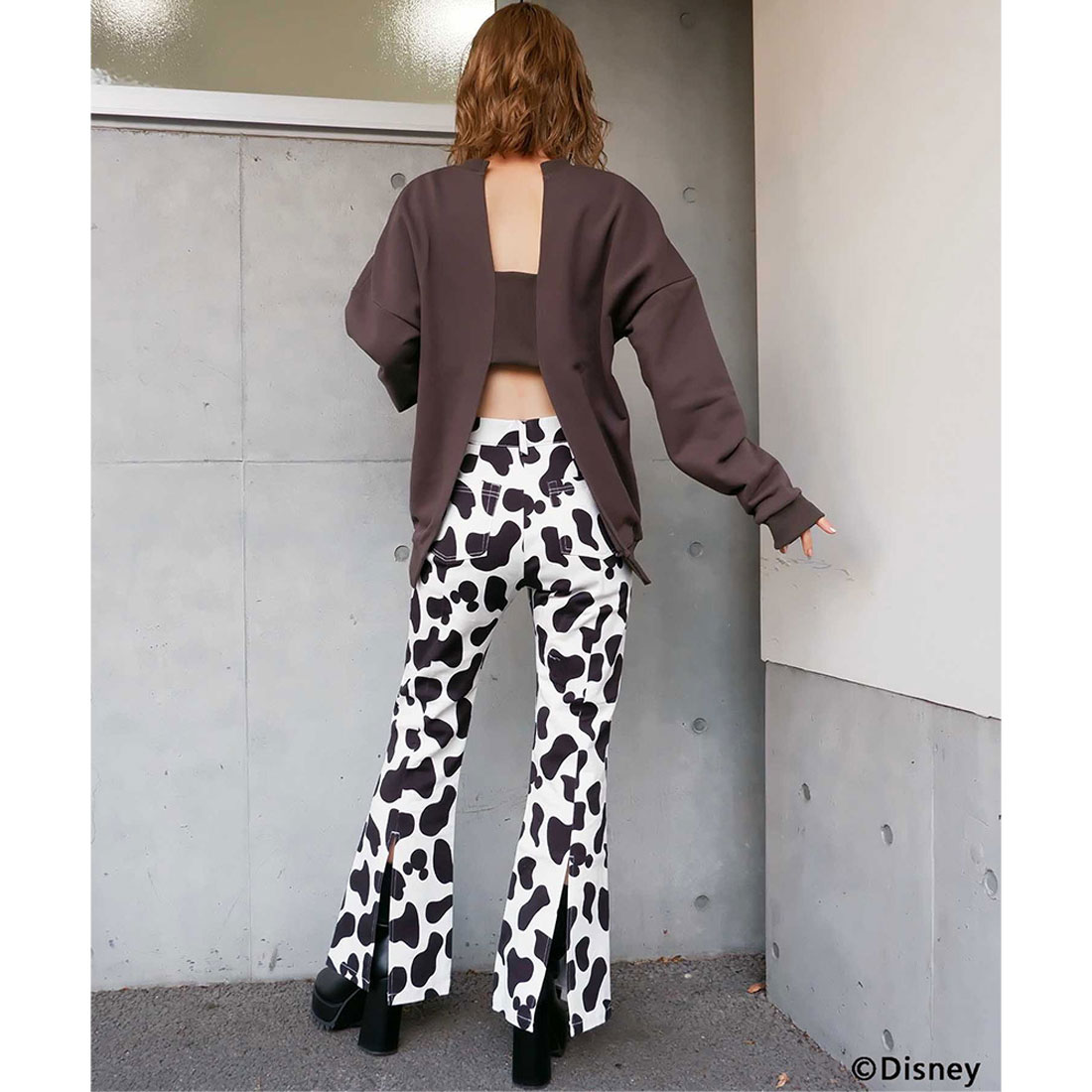 ミッキーマウス柄レディース　ゴルフパンツ レディースゴルフウェア ゴルフパンツMunsingwear ミッキー