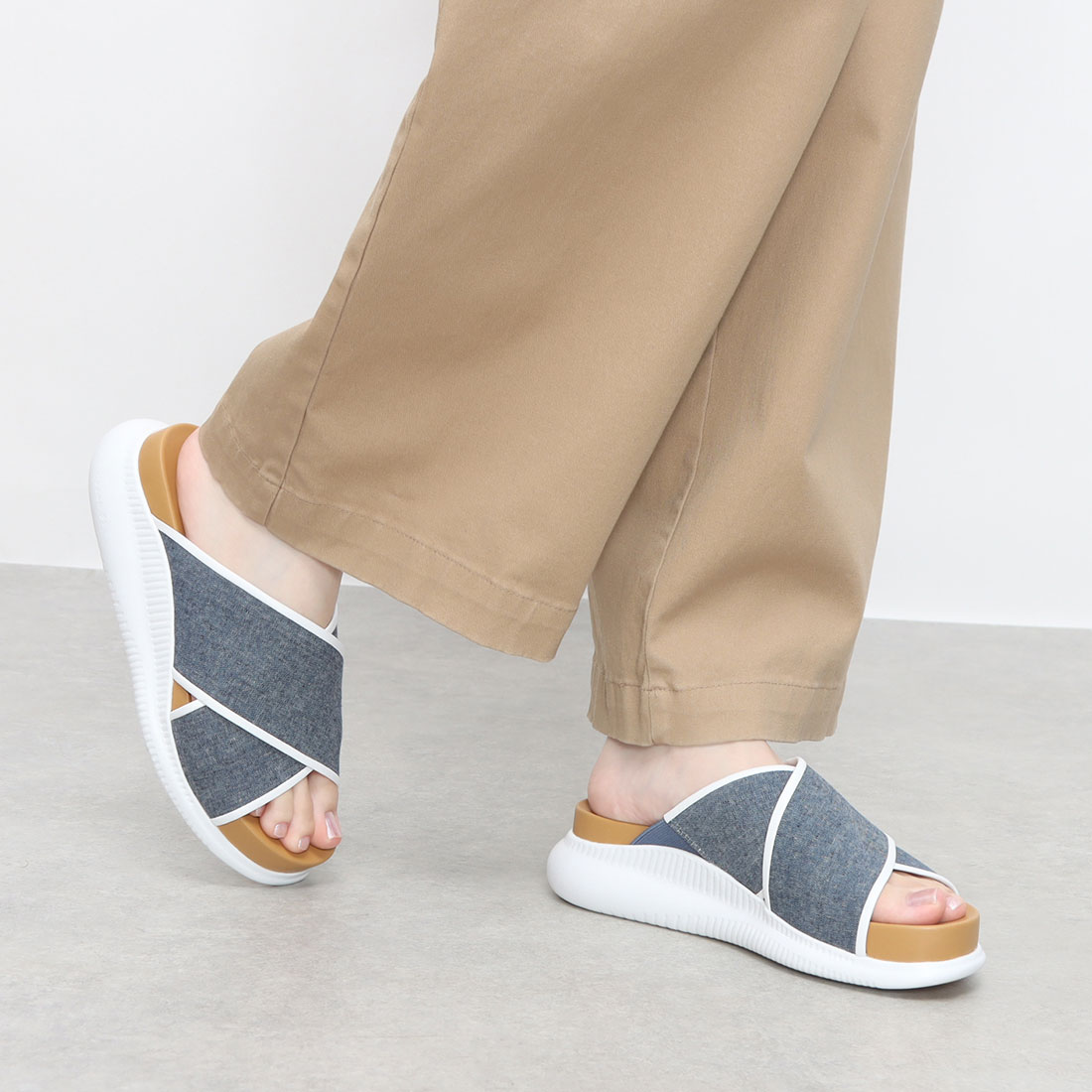 【Cole Haan】ミラベル クリスクロス サンダル Amazon.com | Cole Haan Women's Mirabelle Crisscross Sandals
