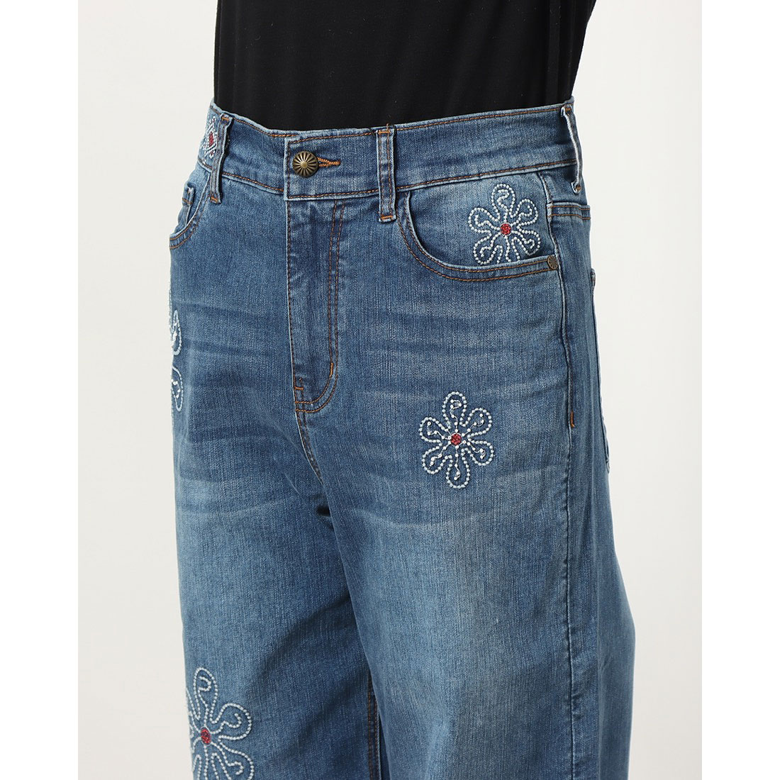 クーポン】【セール50%OFF】デシグアル Desigual 花柄刺繍入り クーポン】【セール50%OFF】デシグアル Desigual 花柄刺繍入り