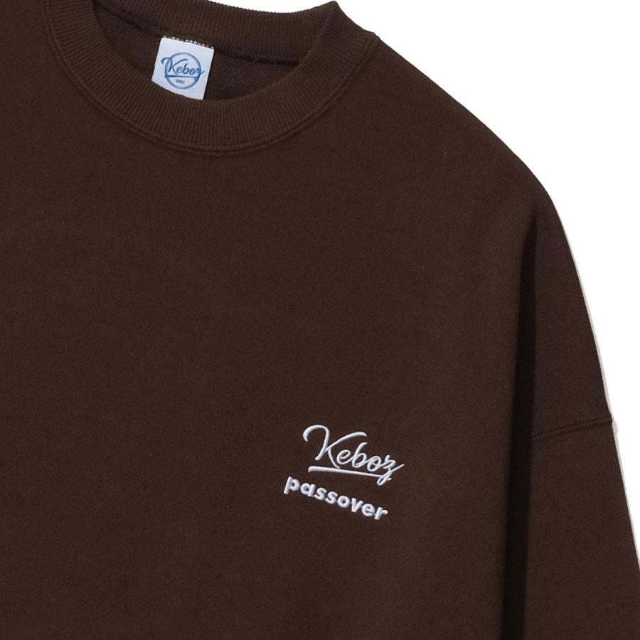 Keboz ケボズ トレーナー ブラウン 新品未使用 セール】ケボズ 【EXCLUSIVE】 KEBOZ x PASSOVER BB LOGO SWEAT