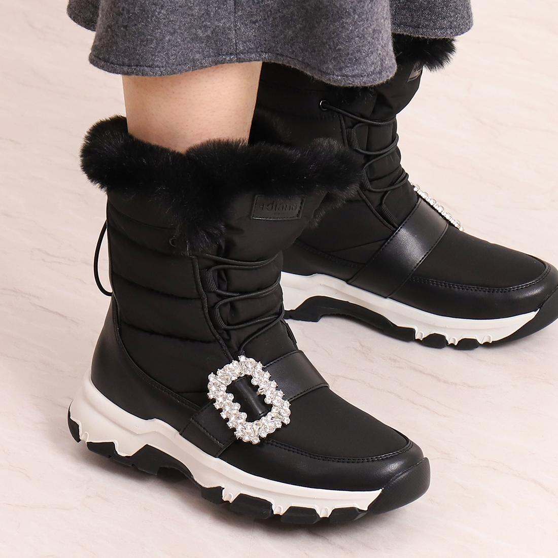 セール 30%OFF】プラスダイアナ +diana クリスタルバックル セール 30%OFF】プラスダイアナ +diana クリスタルバックル