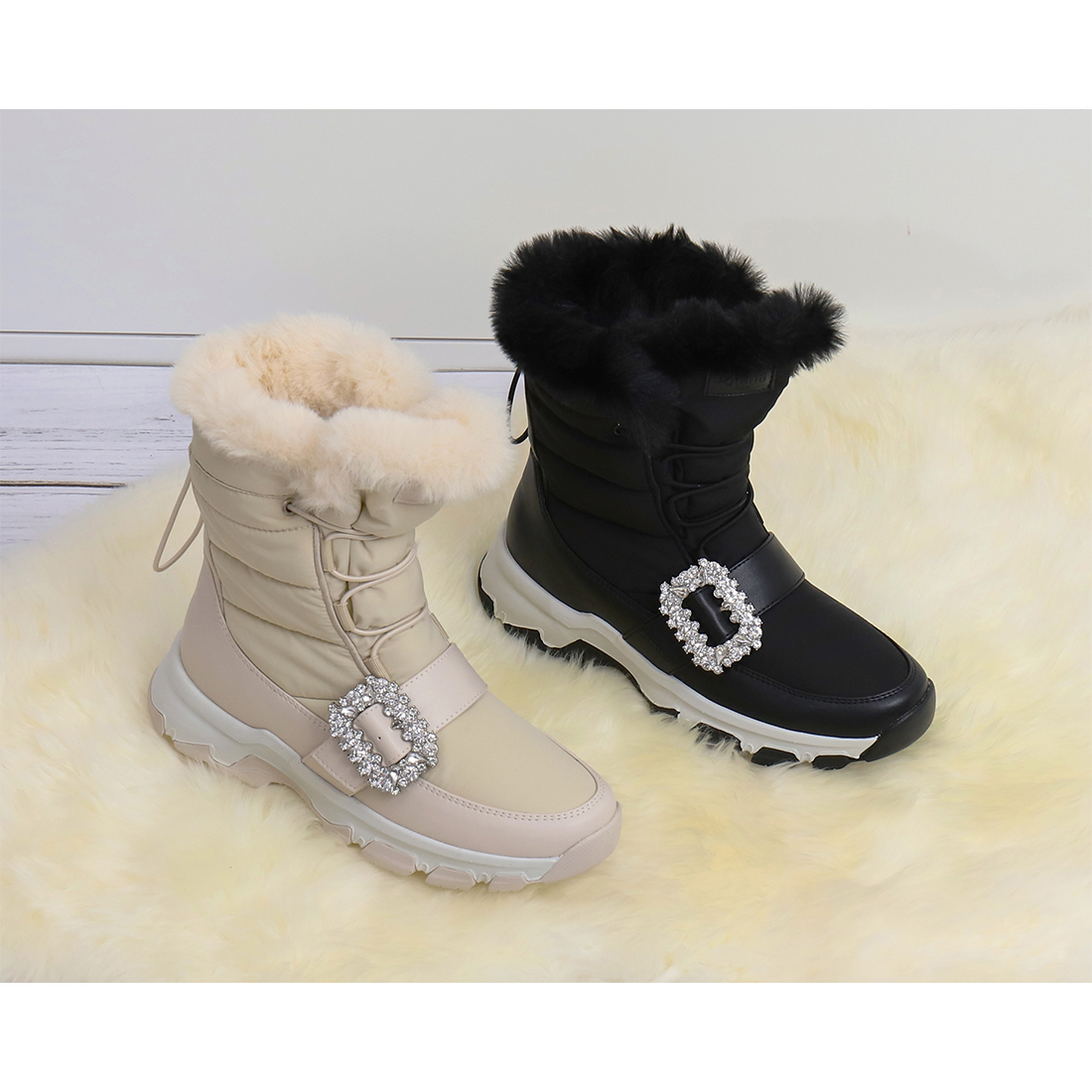 セール 30%OFF】プラスダイアナ +diana クリスタルバックル セール 30%OFF】プラスダイアナ +diana クリスタルバックル