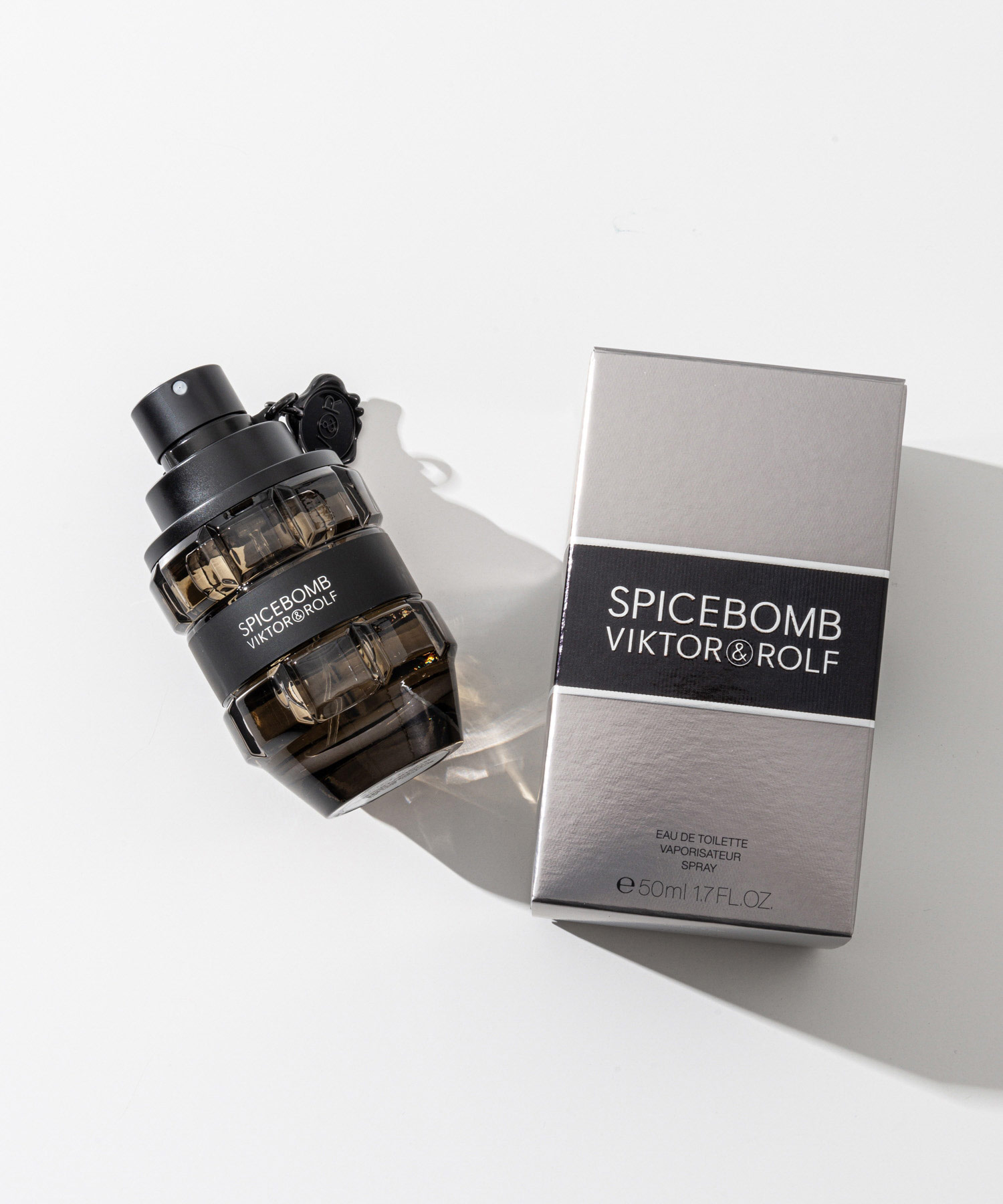 ヴィクター＆ロルフ Viktor & Rolf SPICEBOMB POUR HOMME