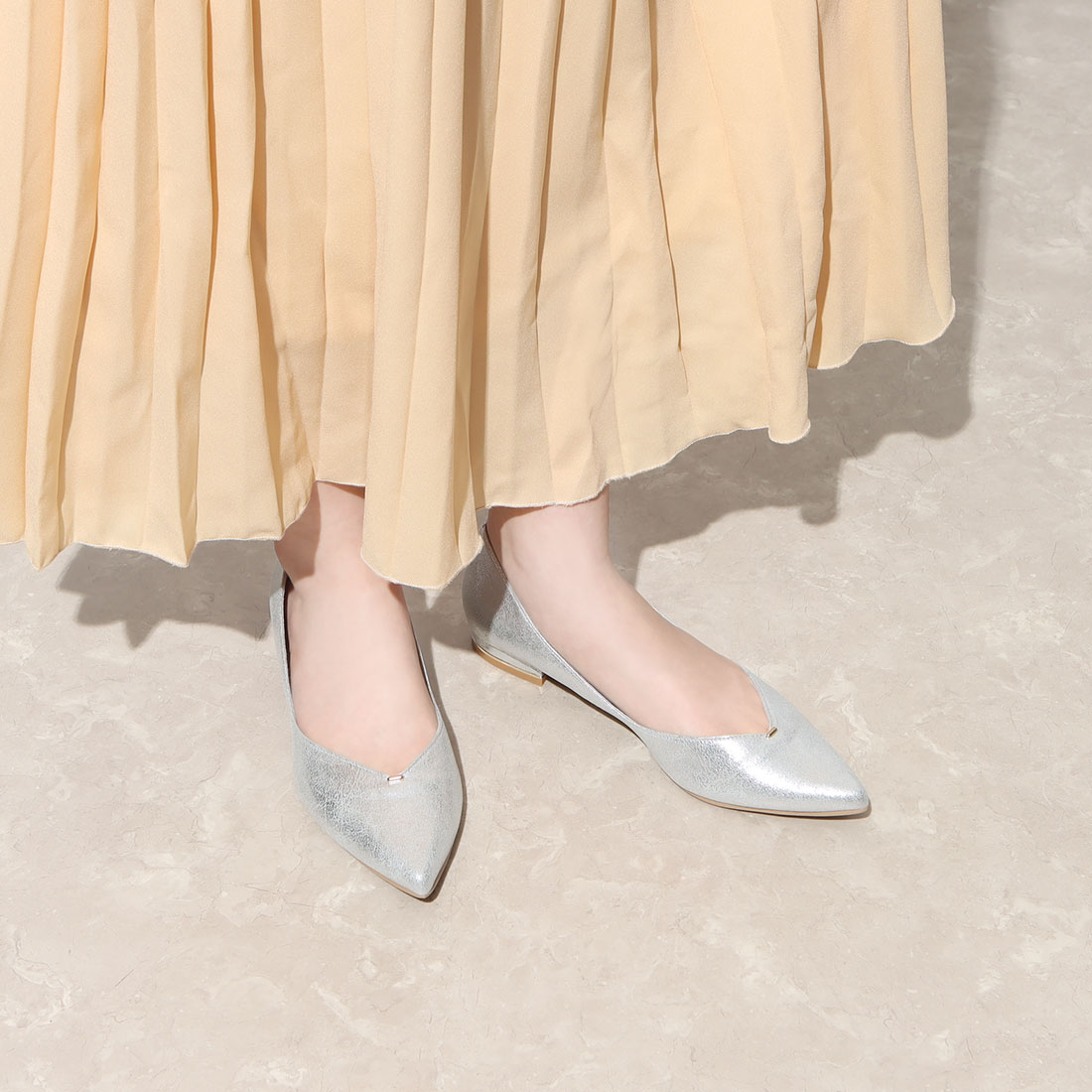 セール】【23AW】ラウナレア Launa lea サイドカットフラット