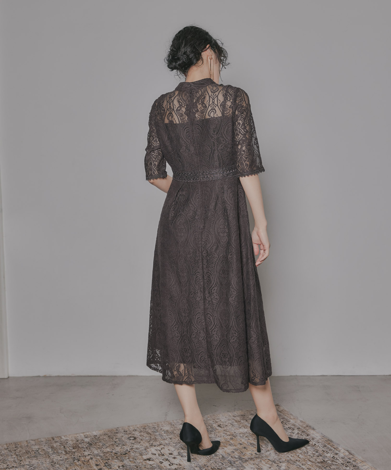 ビスチェ風ハイネックレース結婚式ワンピース（ドレス）｜niana