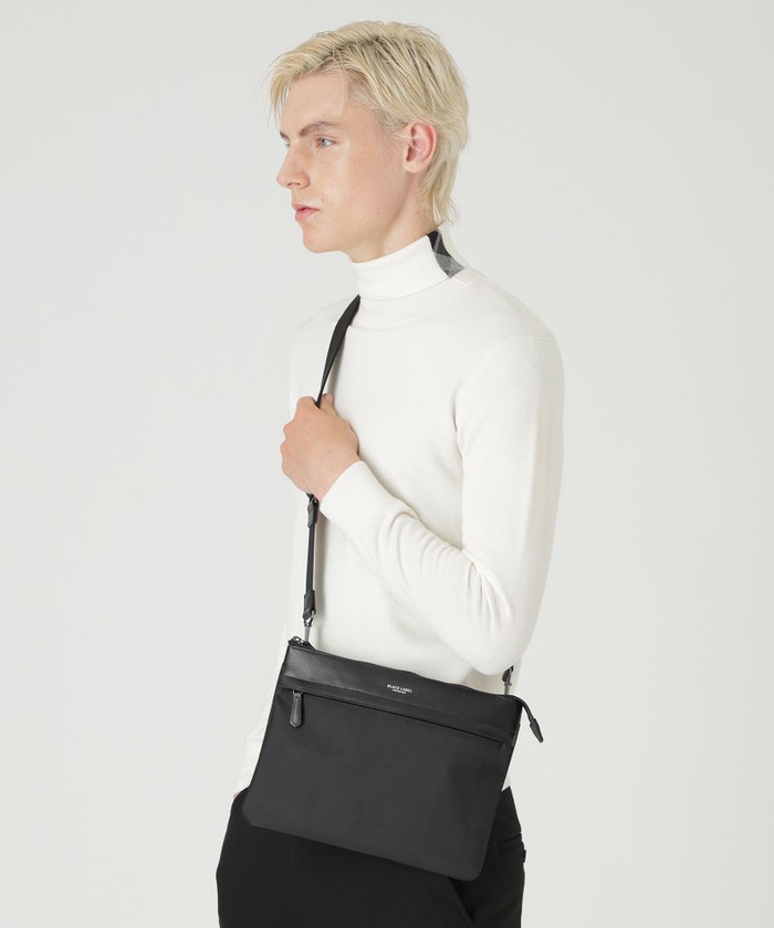 新品 クレストブリッジ サコッシュバッグ （BLACK LABEL