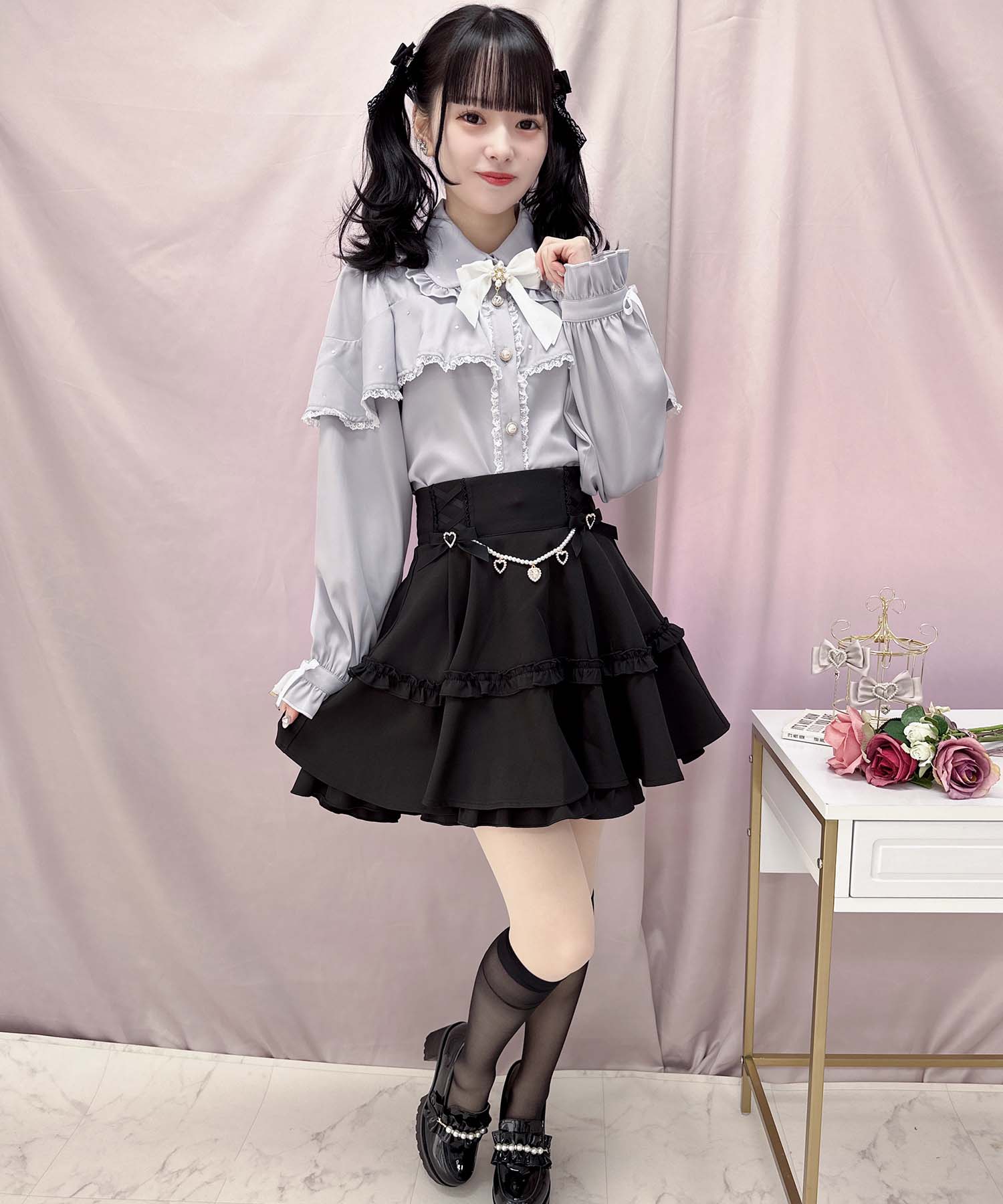 セール 30%OFF】ロジータ ROJITA ビジュー付きブラウス