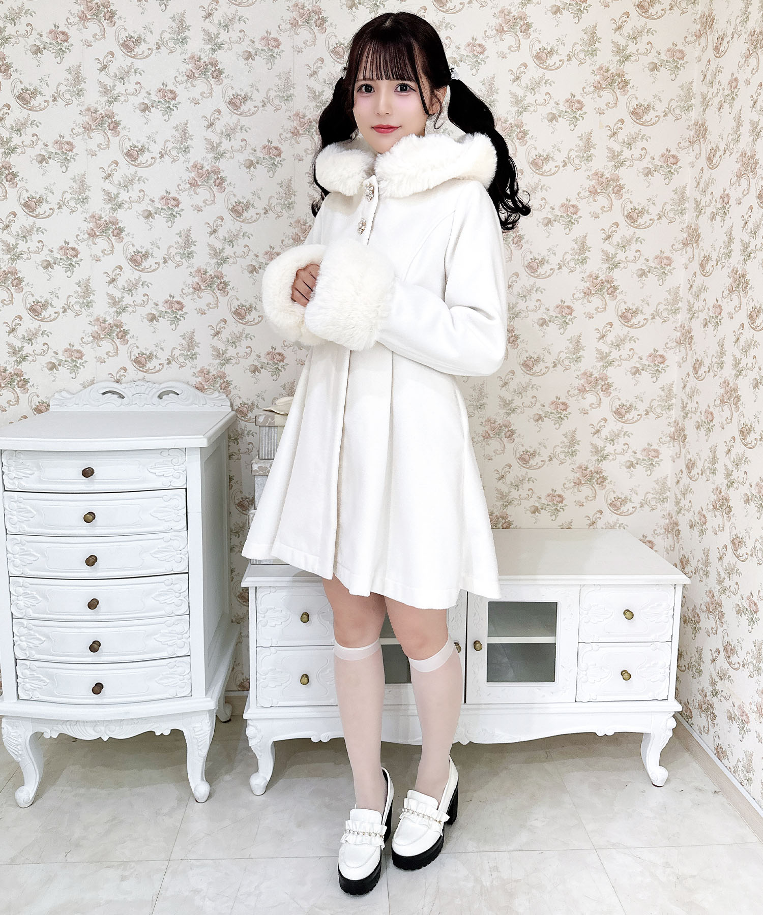 セール 20%OFF】ロジータ ROJITA バックリボンフーディーコート