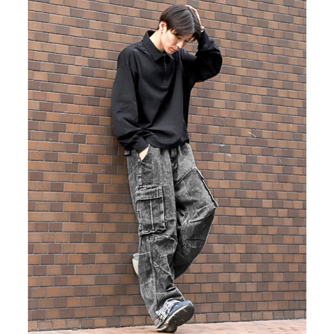 【美品】ラルディーニ・デニムパンツ・近年モデル・ブートニエール＆ロゴ革パッチ vectorpremium_051-202410300030