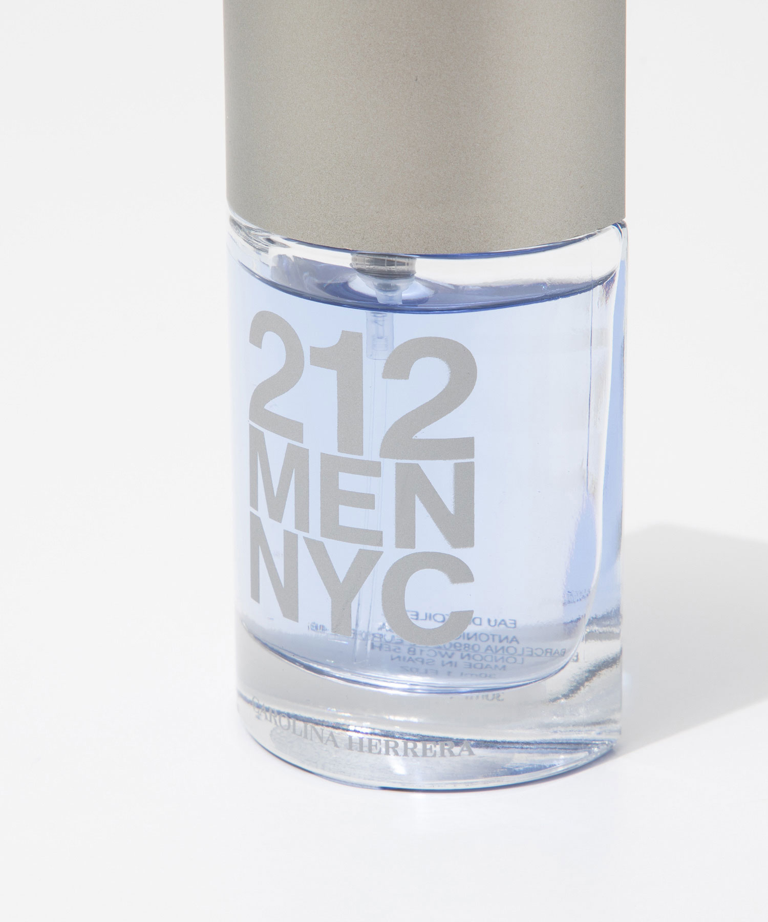 キャロライナへレラ212オードトワレ30ml 【箱あり】