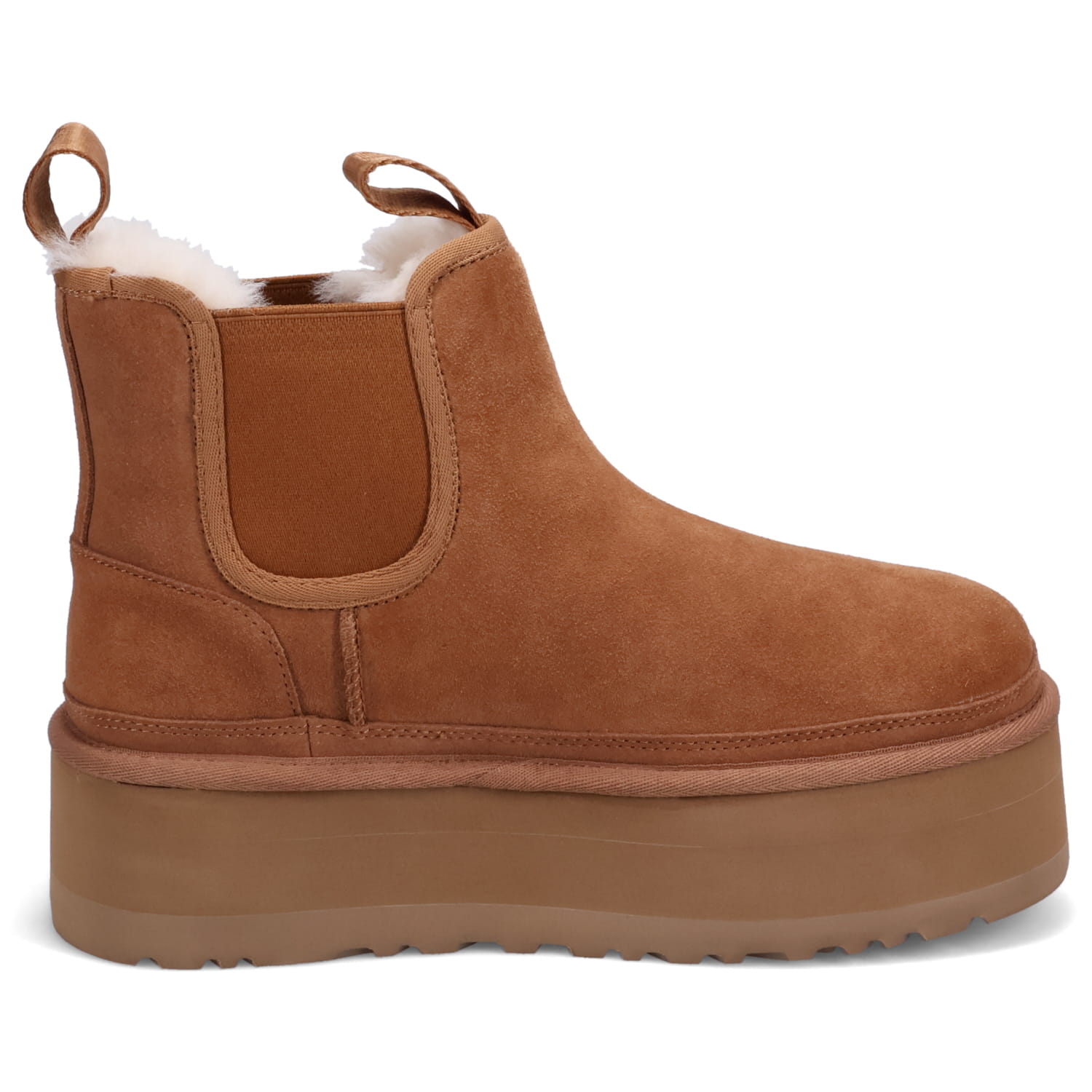 UGG ニューメル プラットフォーム【SP】ムートン厚底ブーツ