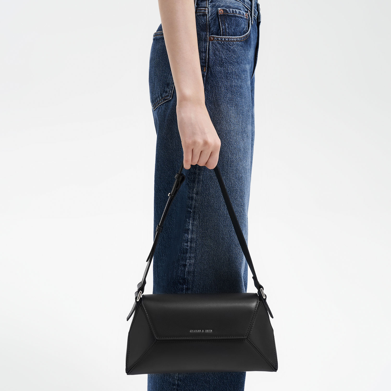 Nasrin ナスリン ジオメトリックショルダーバッグ 【再入荷