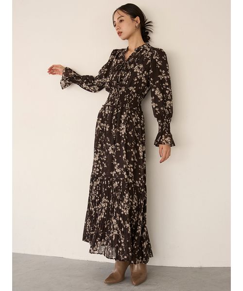 スナイデル SNIDEL Sustainableプリーツプリントワンピース