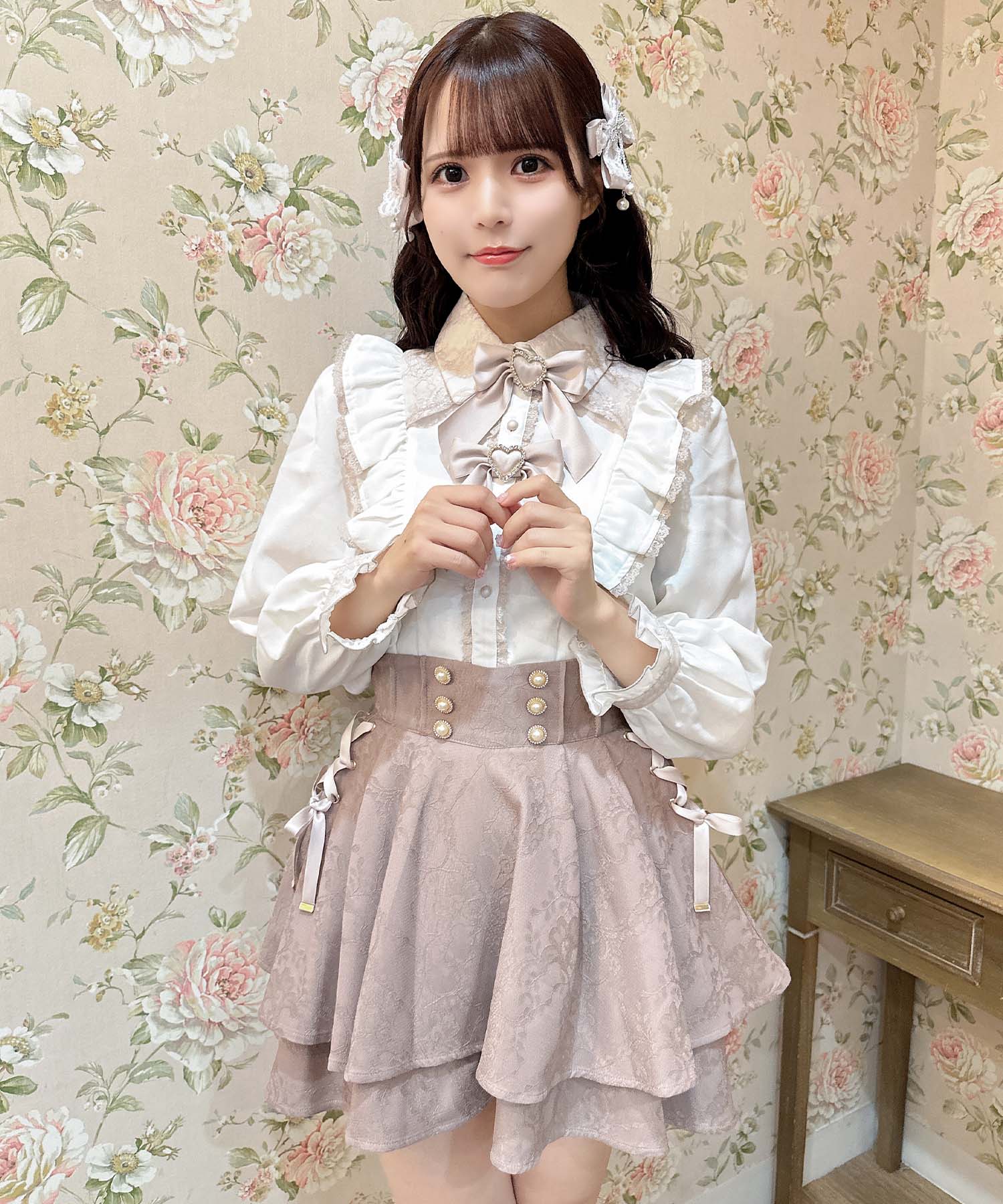 【2025秋冬新作】 セール】ロジータ ダブルリボンラッフルフリル配色 ROJITA トップス