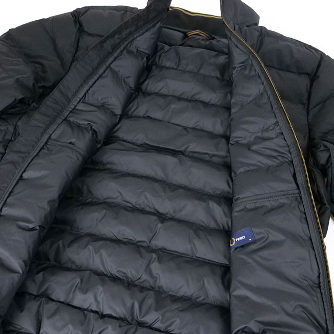 FRED PERRY フレッドペリー インシュレイティド ジャケット