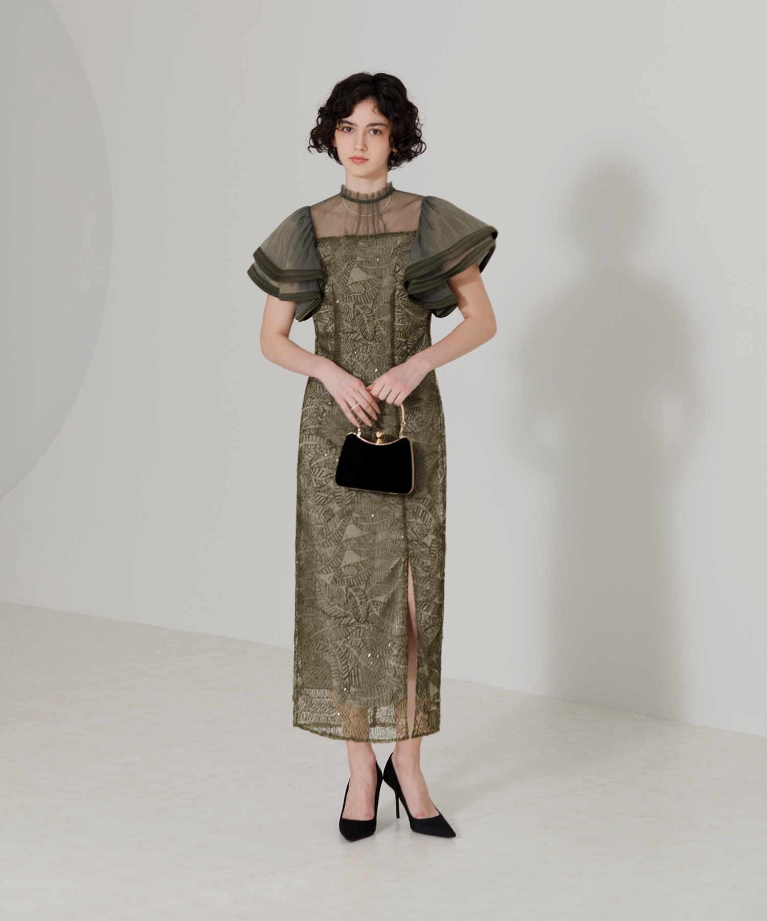 LEJA 結婚式 パーティドレス オリーブグリーン セール 19%OFF】レジャ Leja 異素材スパンコールししゅう