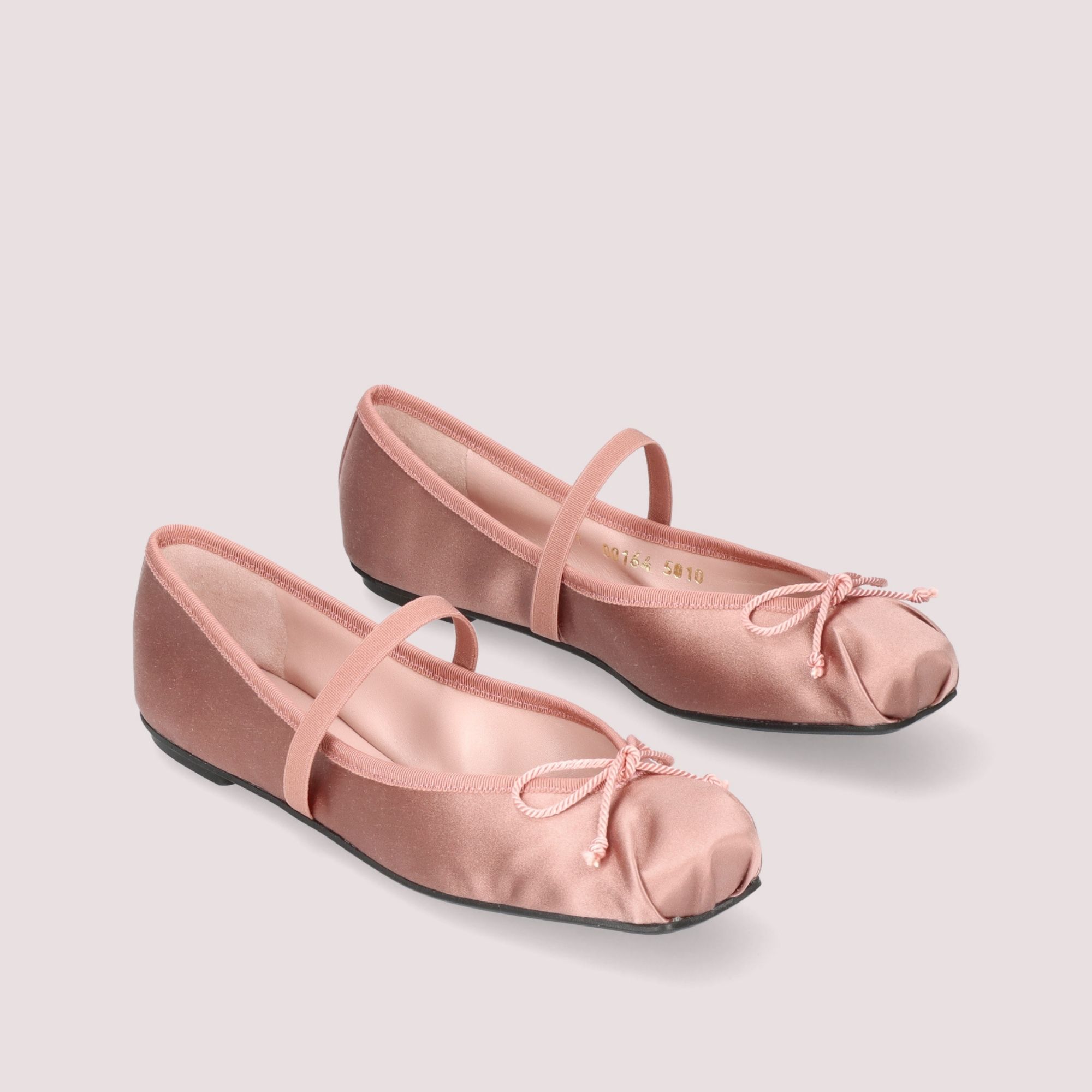 プリティ・バレリーナ Pretty Ballerinas KRSTEN kashba