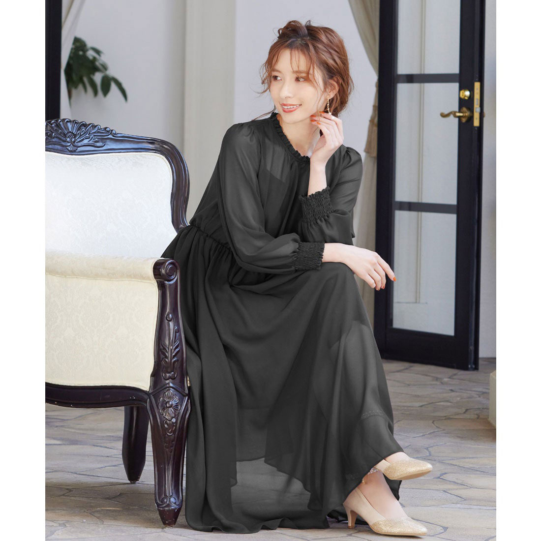 セール！ 洋書　ICON DRESSED　ANNETT MEYER　ドレス 図録 セール！ 洋書 ICON DRESSED ANNETT MEYER ドレス 図録