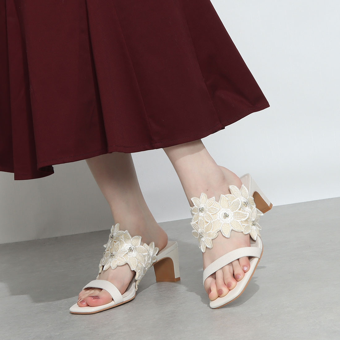 セール 70%OFF】ランダ RANDA フラワーデザインミュールサンダル