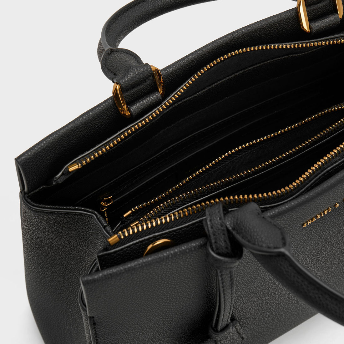 Charles & Keith 2way ミラベルストラクチャー Mirabelle ミラベル ストラクチャーハンドバッグ 【再入荷