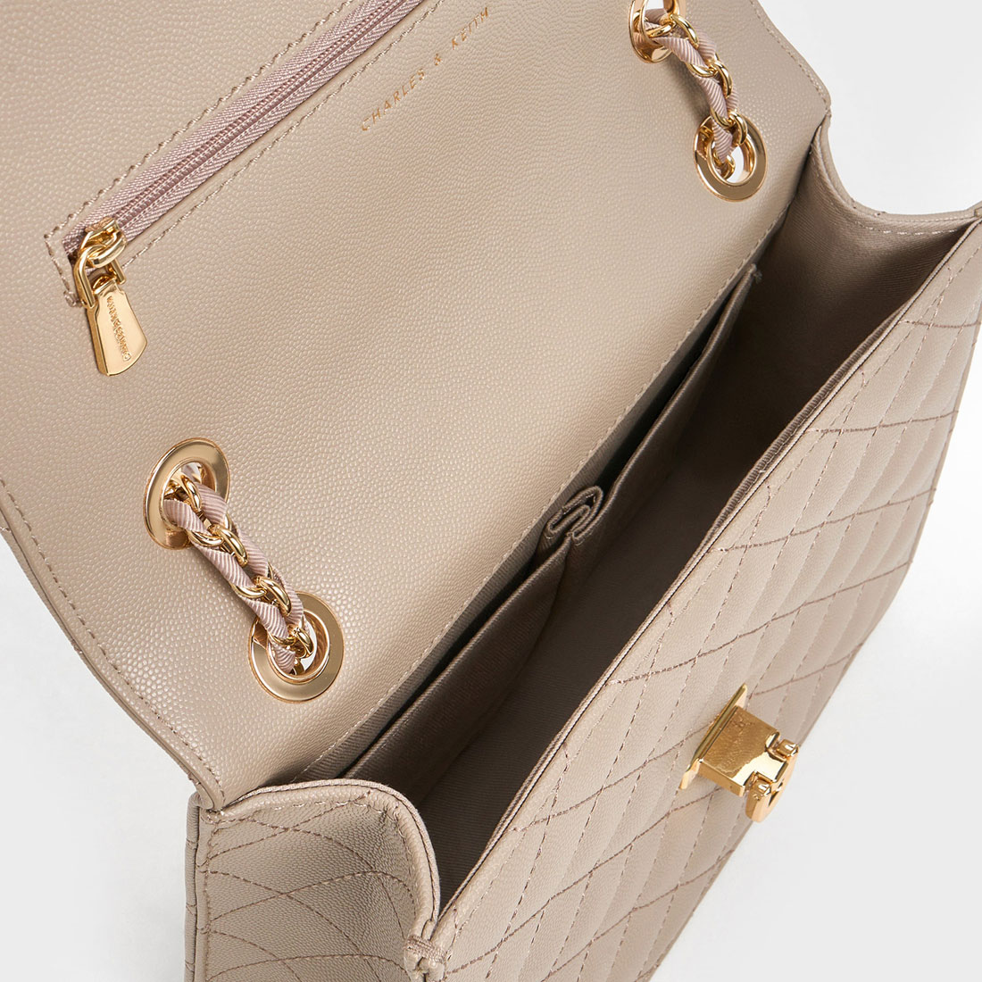 Cressida クレシダ キルトチェーンストラップバッグ 【再入荷