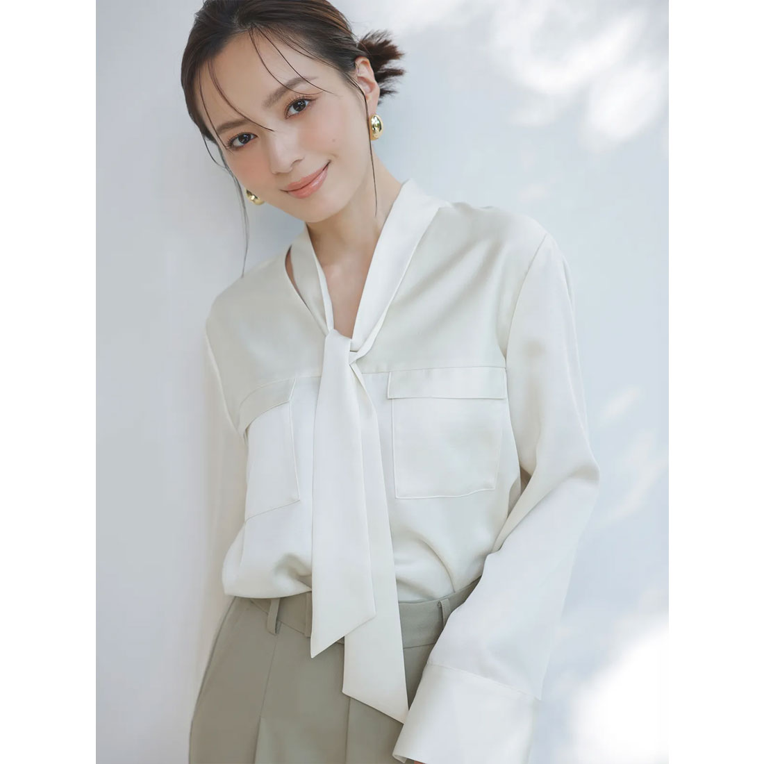 豪奢な セール 20%OFF】アニュアンス anuans サテンボウタイブラウス トップス