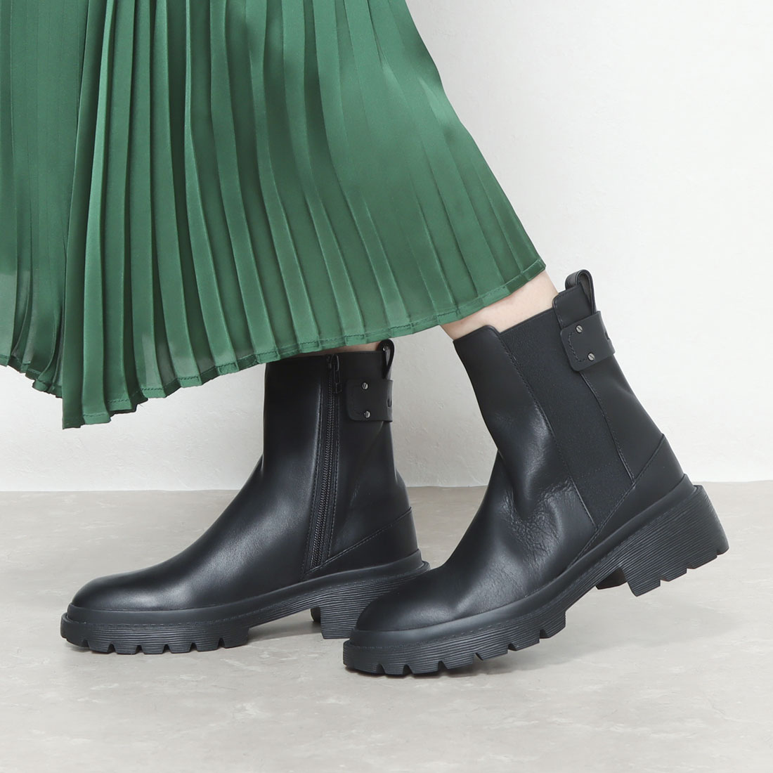 【美しいデザイン♪】ランバンオンブルー ショートブーツ LANVIN en Bleu（ランバンオンブルー）の「レースアップショート