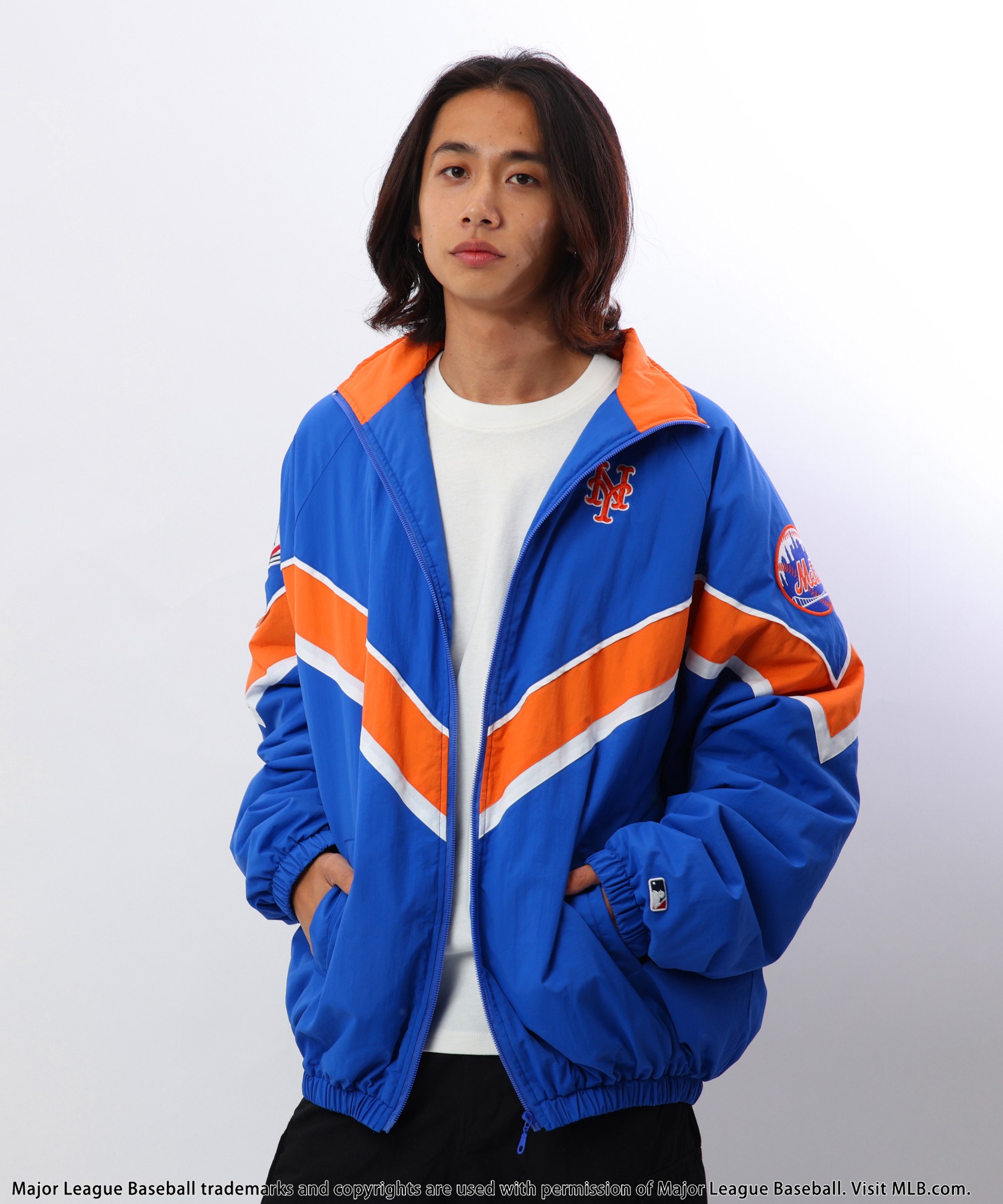 BTTF BACK TO THE FIELD ショート丈　ナイロンジャケット BTTF BACK TO THE FIELD ショート丈 ナイロンジャケット - メルカリ