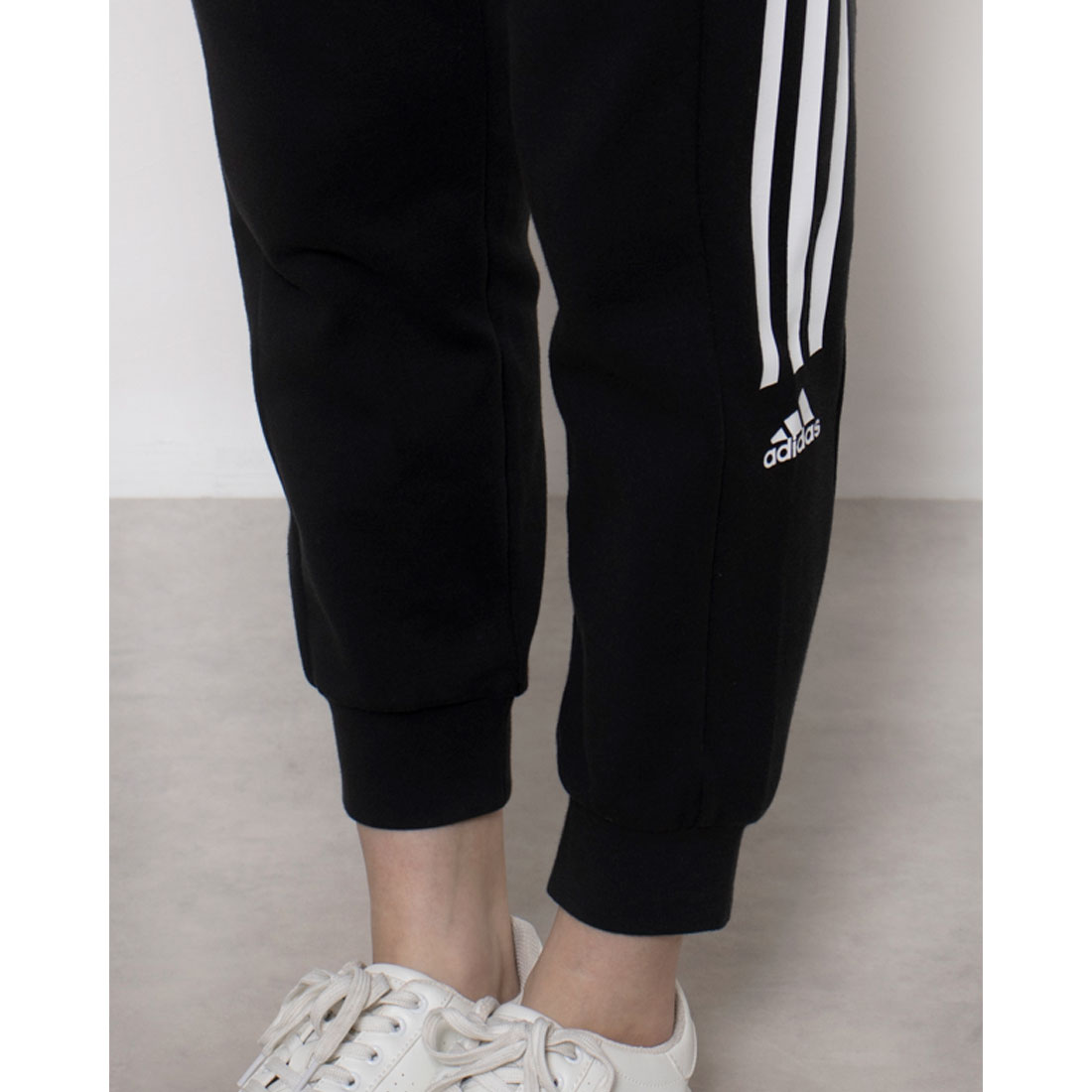 セール】アディダス adidas レディース スウェットロングパンツ