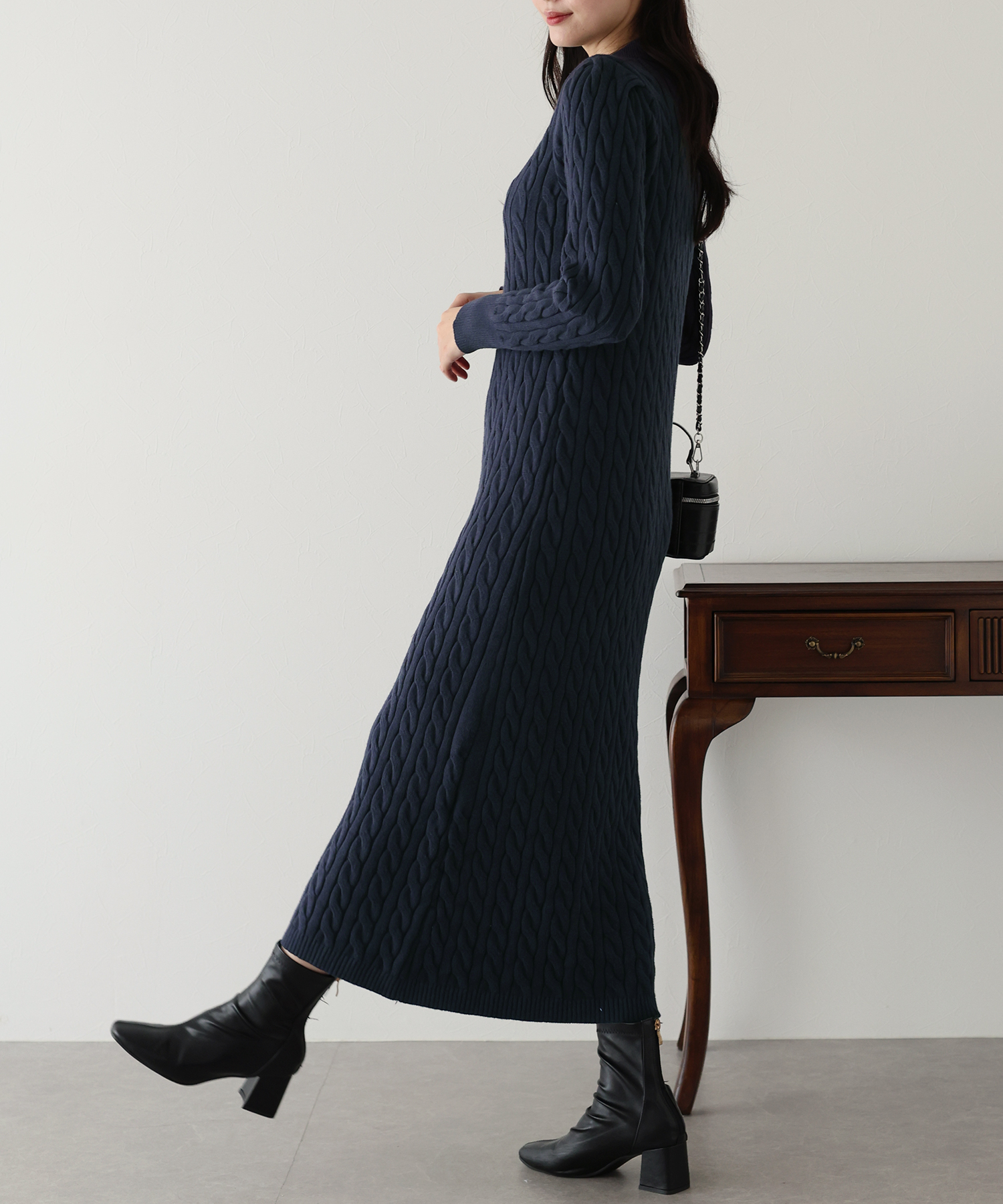 クーポン】【セール30%OFF】ブルーイースト BLUEEAST リボン刺繍
