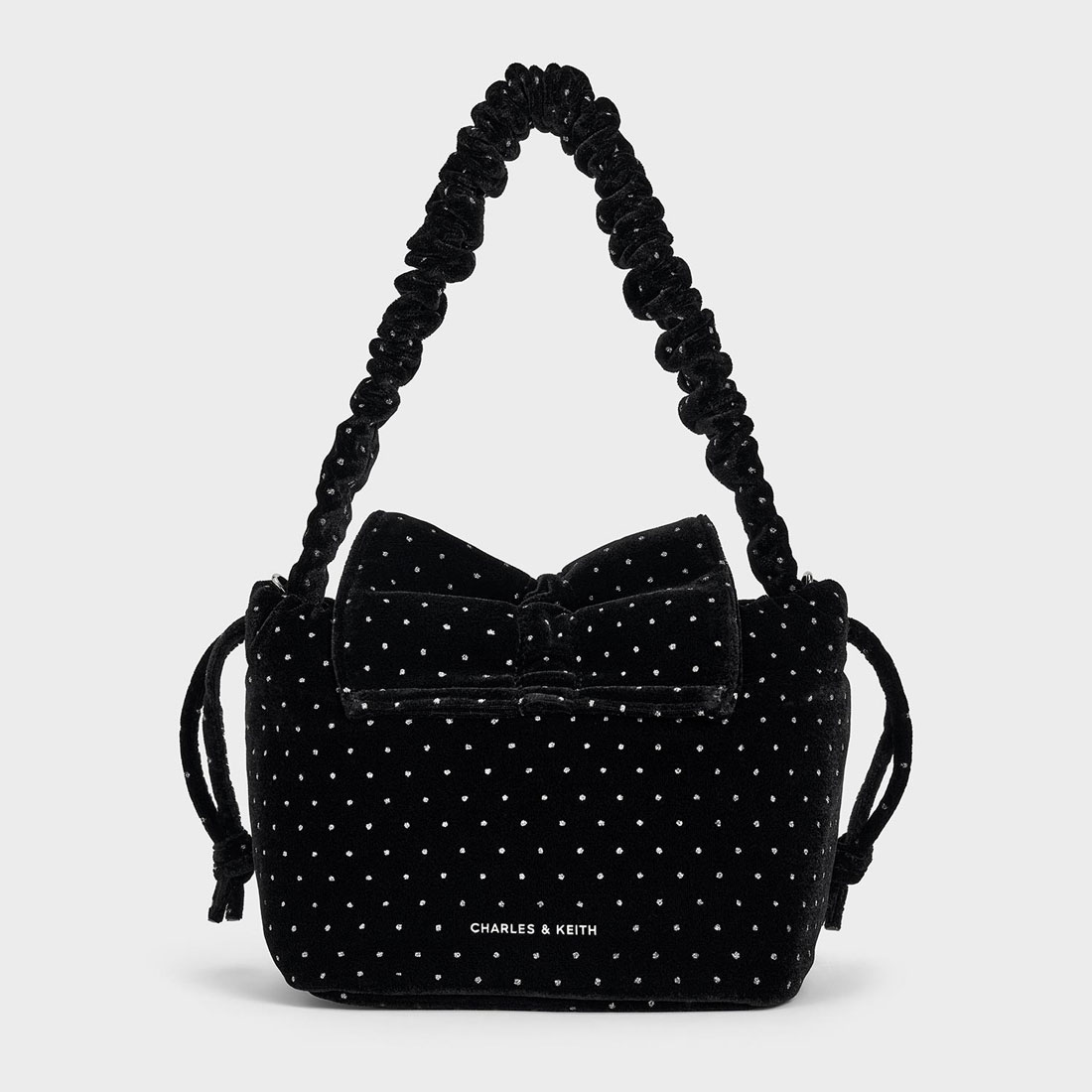 CHARLES & KEITH◆ベルベットボウ ルーシュトップハンドルバッグ ベルベットボウ ルーシュドトップハンドルバッグ｜チャールズ
