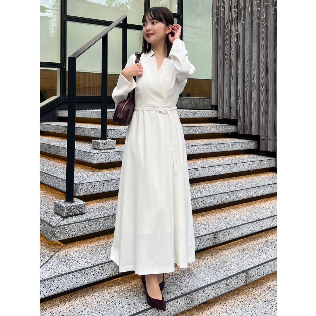 アニュアンス anuans ダブルサテンノーカラーワンピース