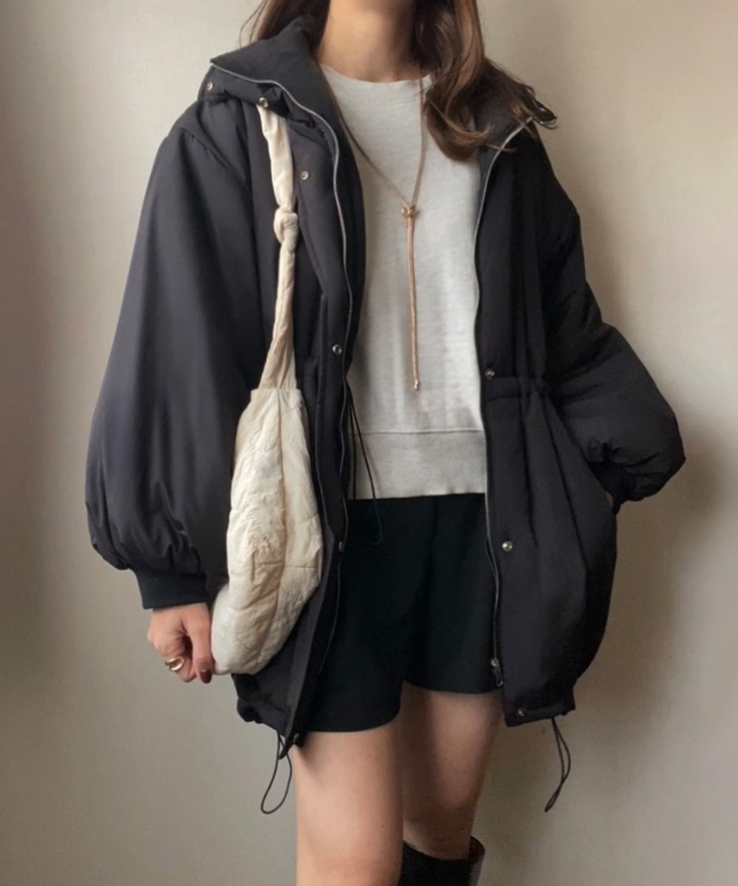 Mサイズ／FILLOU 中綿スタンドネックドロストコート FILLOU 中綿スタンドネックドロストコート[品番：AMTW0011877