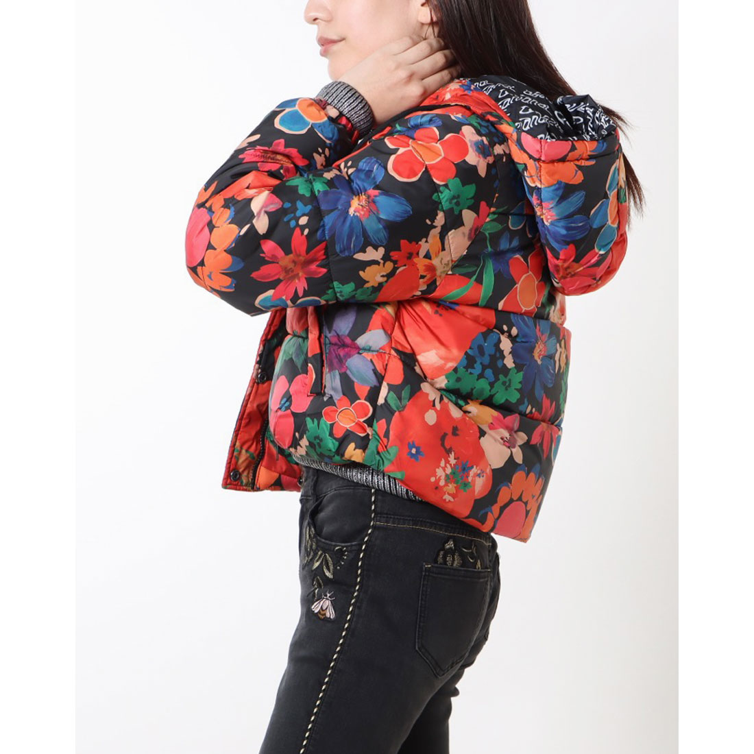 超美品　Desigual デジグアル　ファーコート　フーデット　M デシグアル Desigual アニマルプリント&マキシ刺繍入り