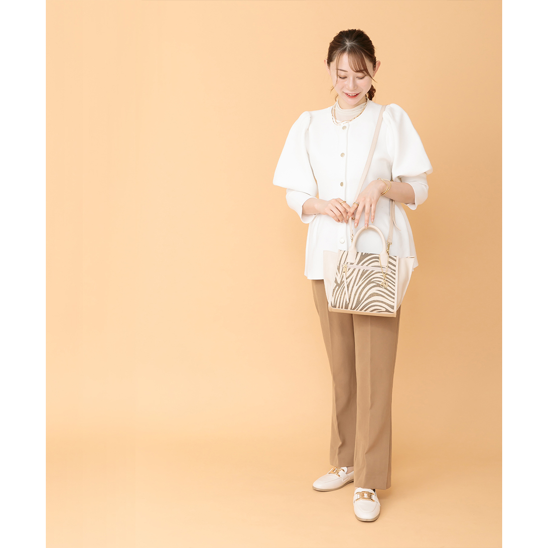ODD SHOULDER M X（UNISEX）: レザーバッグ｜ディーゼル（DIESEL